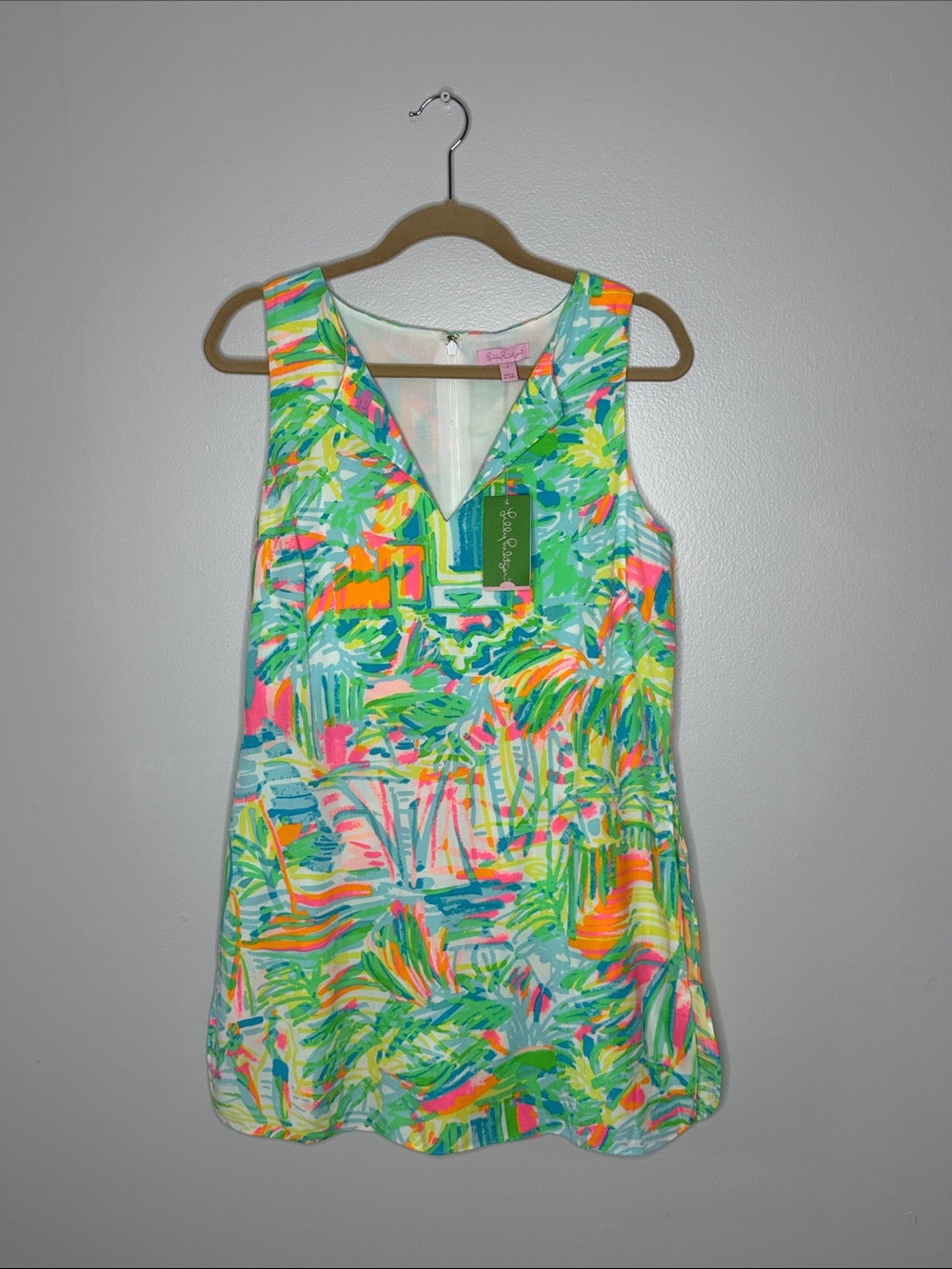 Lilly Pulitzer Tanya Romper Multi Tropical Print Sleeveless V-Neck Size 8 New!
